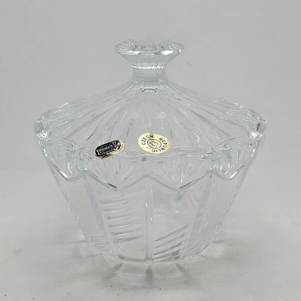 Caesar‎ Crystal Bohemiae Hand Cut Lead Crystal Covered Dish